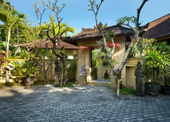 The Tunjung Retreat ゲストハウス 3*