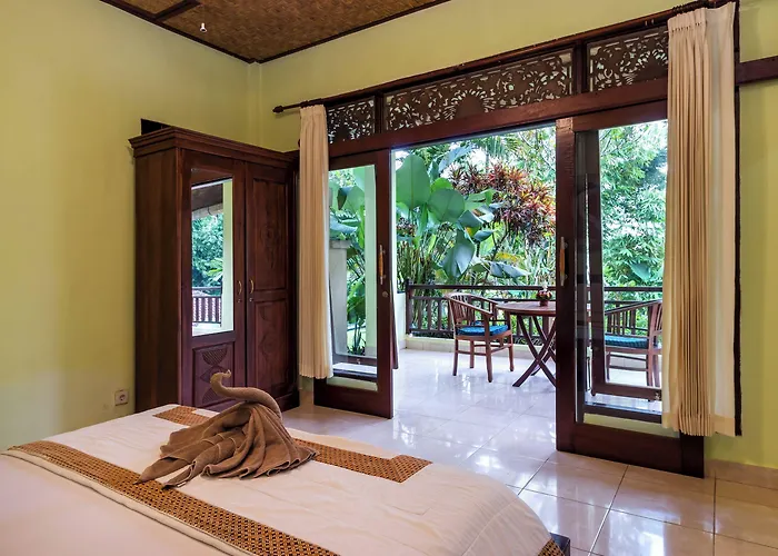 The Tunjung Retreat ゲストハウス 3*